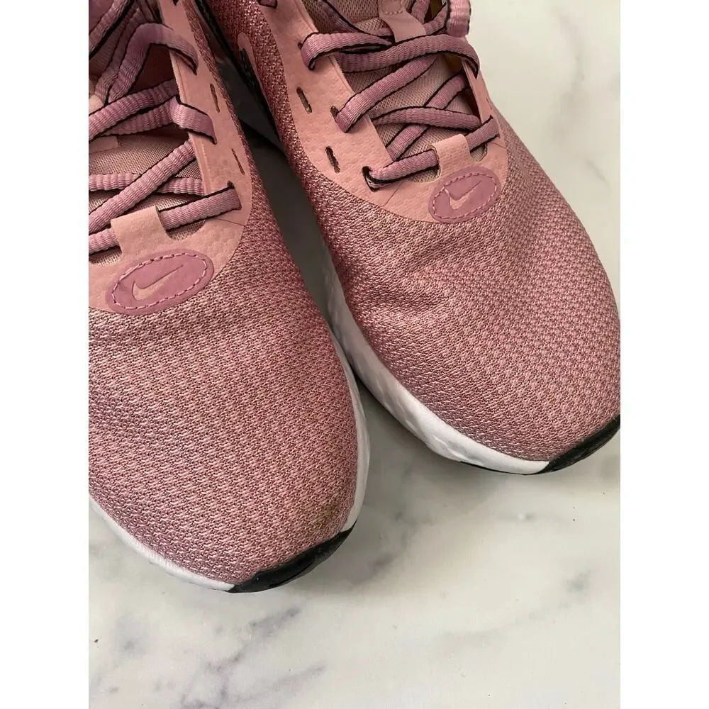 Nike Revolution 5 Sneakers Pink Size 8